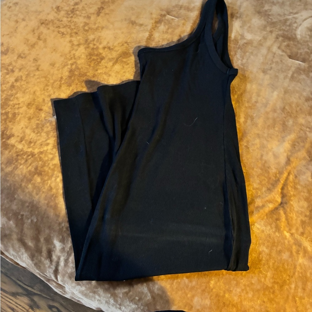 ZARA Ribbed One Shoulder Midi Dress in Black - Picture 3 of 5